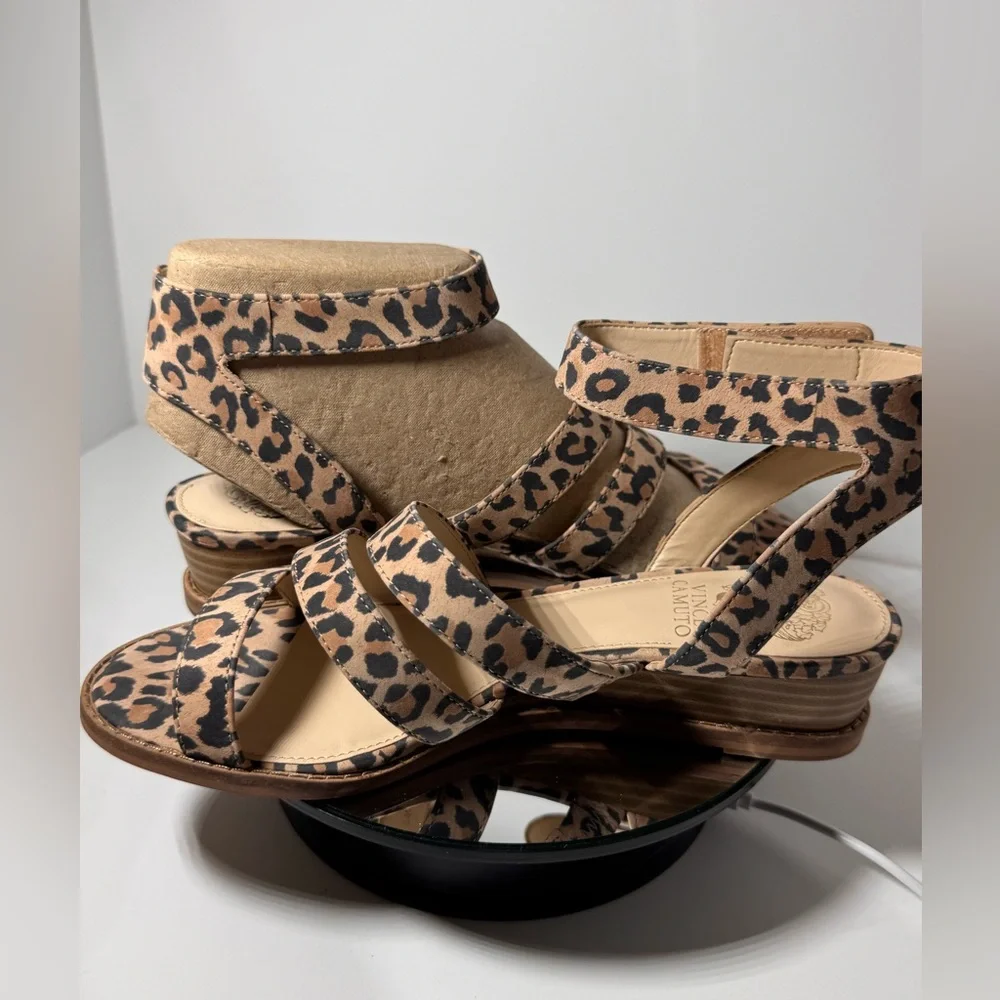 Vince Camaro Resena 7W Demi Wedge Leopard Print Platform Sandals New Tagged